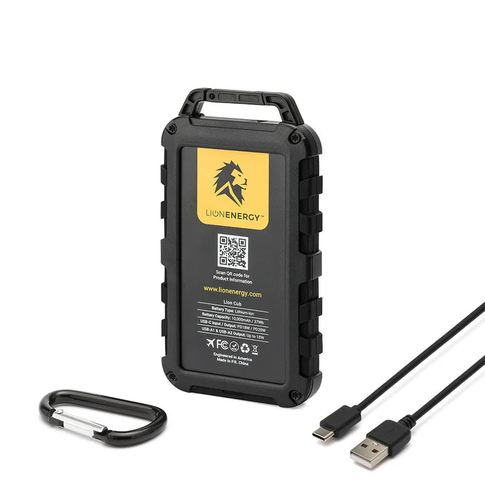 Load image into Gallery viewer, Lion energy Lion Cub 10,000mAh / 37Wh - Power Bank 50172039 - Backup Generator Store