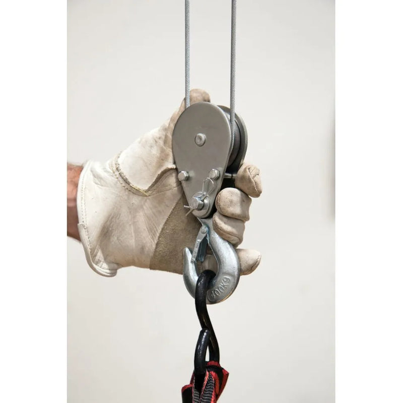 Load image into Gallery viewer, Champion 440/880-lb. Hoist 18890
