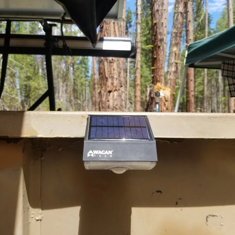 Load image into Gallery viewer, Wagan 1000 Lumen Solar Wall LED Light EL8570
