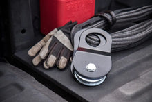 Load image into Gallery viewer, Champion 15,000 lb. Snatch Block C11003