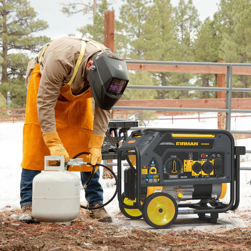 Load image into Gallery viewer, Firman Dual Fuel Portable Generator 4550/3650W Recoil Start h03655
