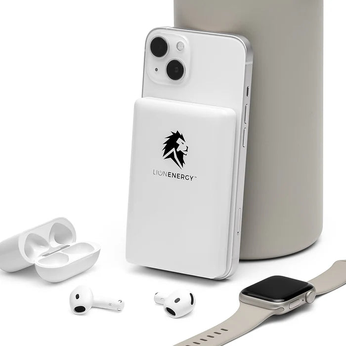 Load image into Gallery viewer, Lion Energy  Lion Claw 10,000mAh / 36Wh - Power Bank 50172049 - Backup Generator Store
