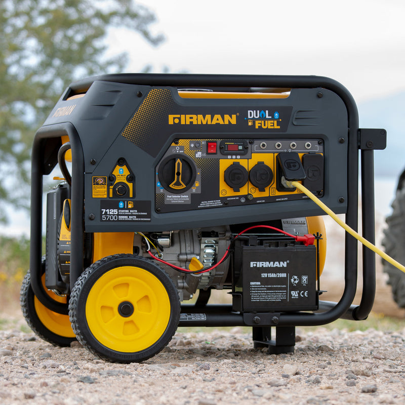 Load image into Gallery viewer, Firman 7125/5700W GAS 7125/5700W LPG 30A 120/240V Electric Start Dual Fuel Portable Generator CARB Certified - Firman Backup Generator Store
